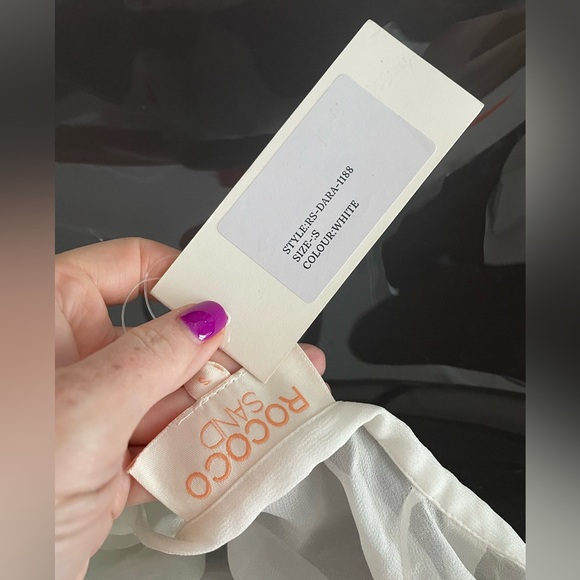 Rococo Sand Dara Cape white w/ bell sleeves sequence belt beach cover up - Picture 3 of 8